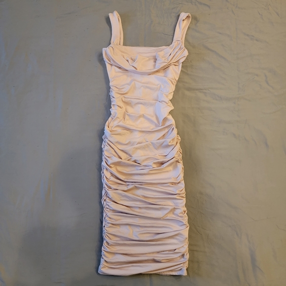 Ohpolly ruched midi dress in blush - Picture 5 of 5